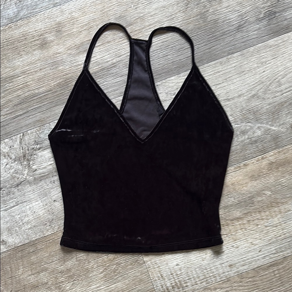 Forever 21 Black Sleeveless Crop Tank Top